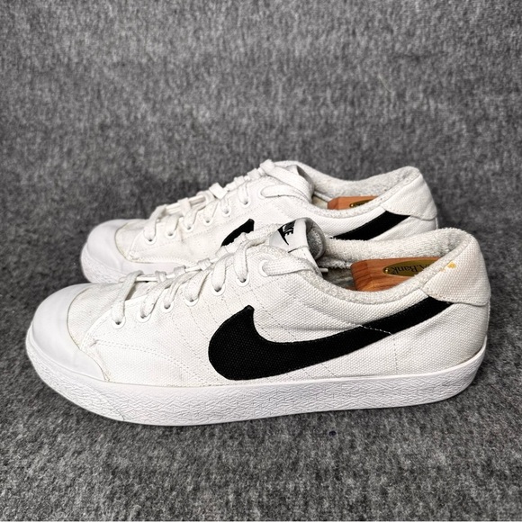A.P.C. X Nike All Court White / Black Thom
Yorke Radiohead‎ 744285-100 Men's 12 - Picture 1 of 11
